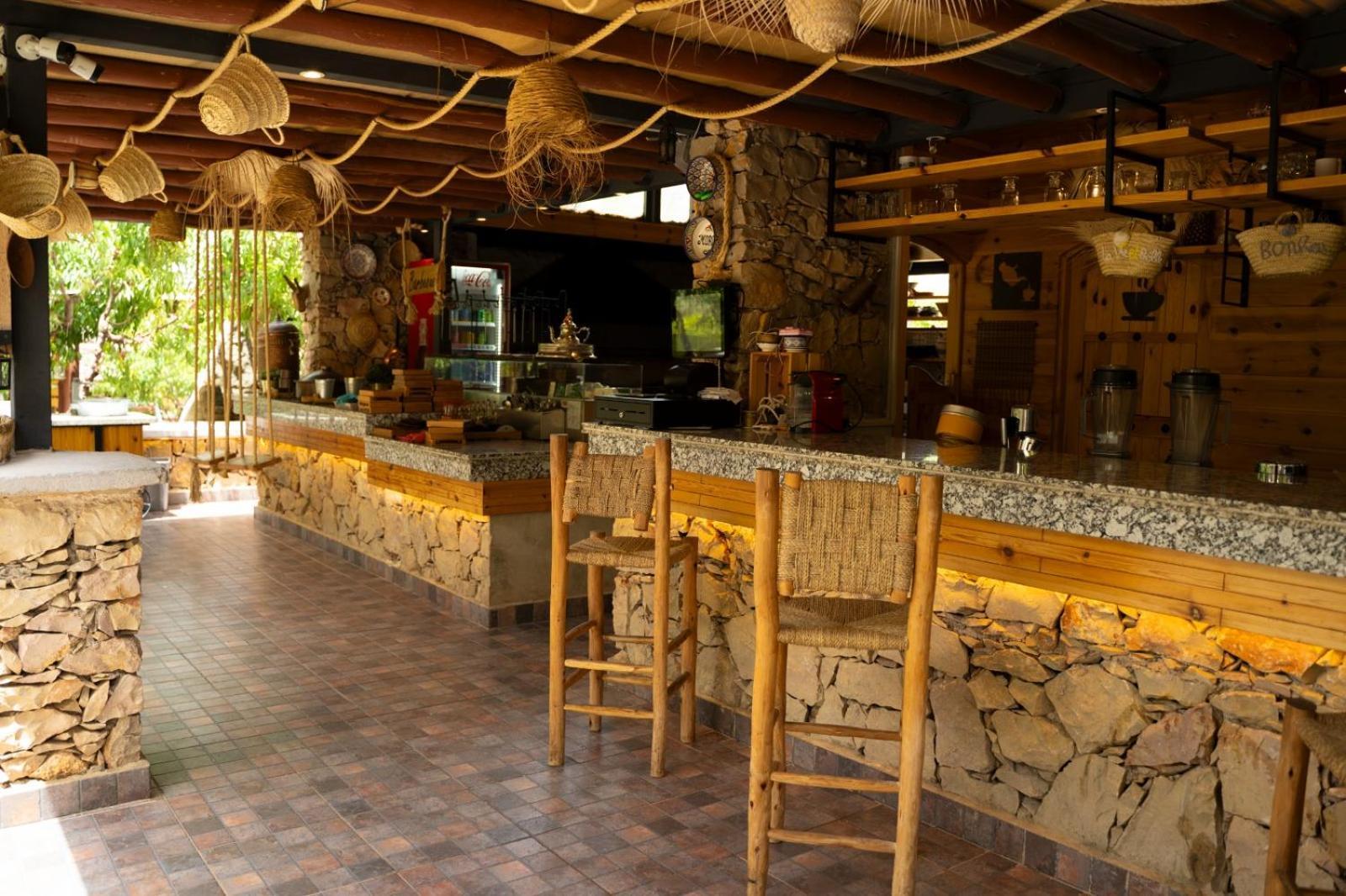 Riad Bella Montana Aïn Cheggag Exteriér fotografie